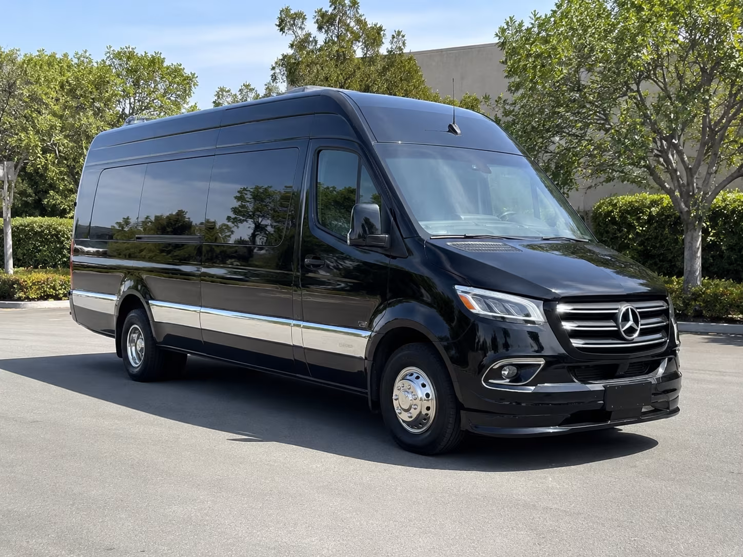 arrange transportation for your next bachelor or bachelorette party 1