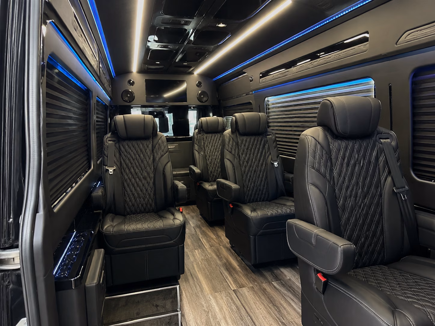 arrange transportation for your next convention or trade show 2
