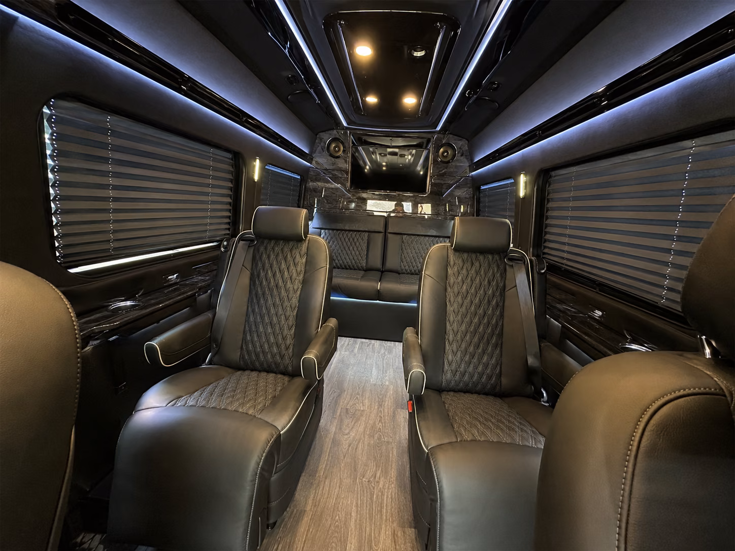 arrange transportation for your next wedding 3