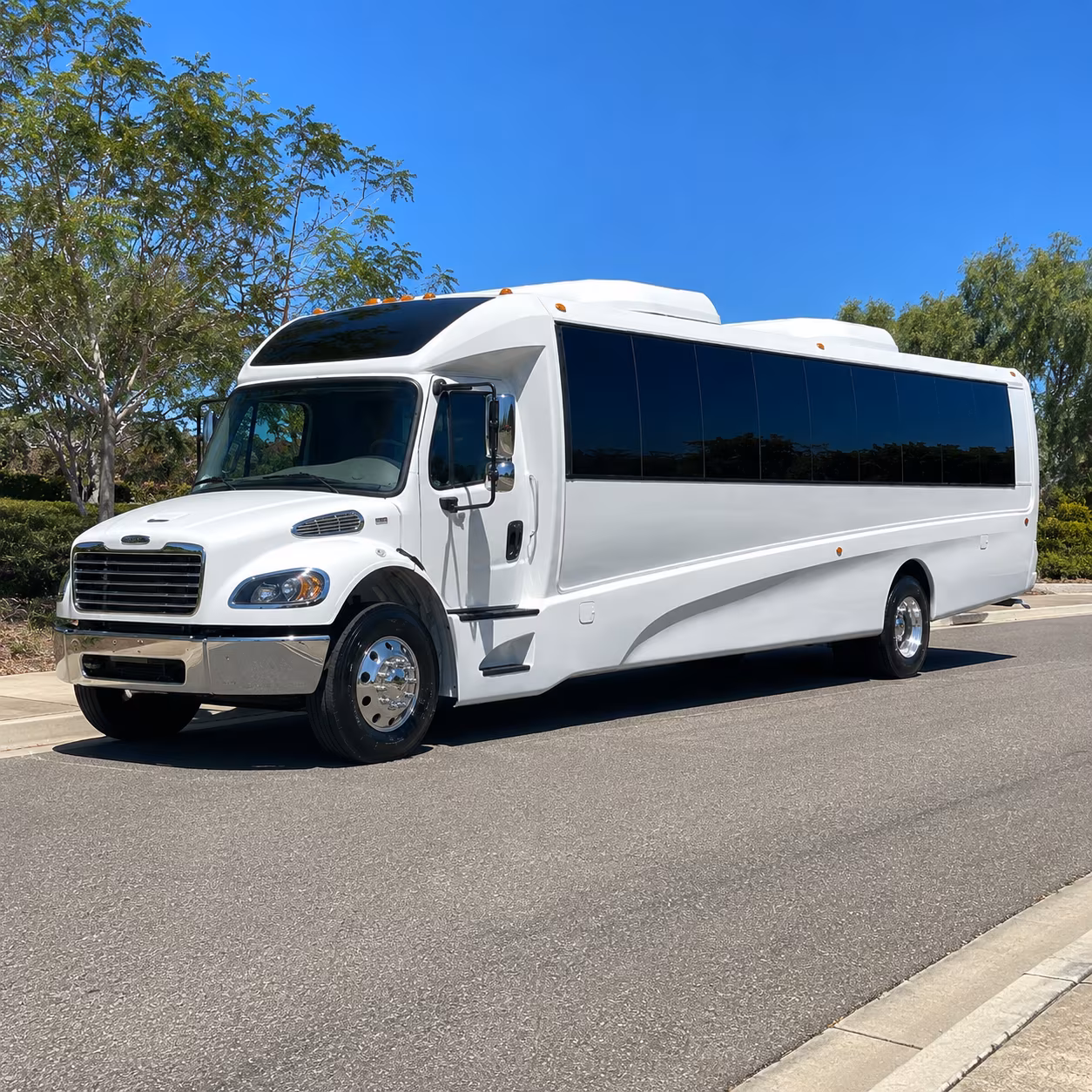 colorado springs 20 passenger minibus