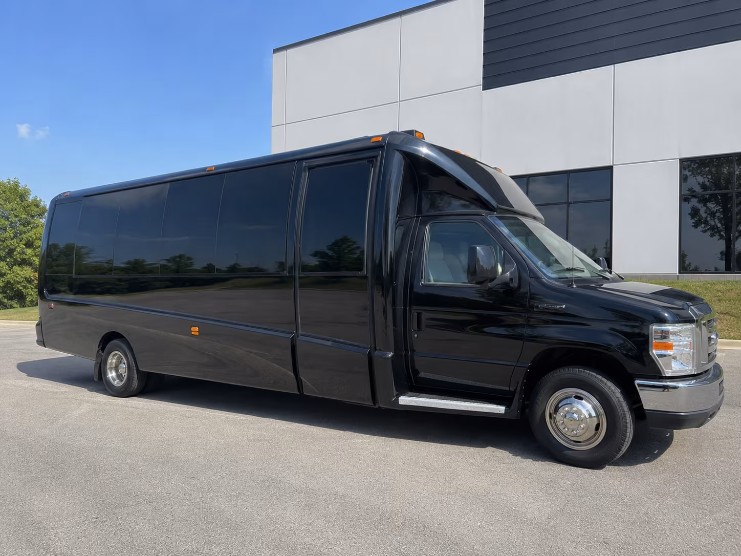 party buses to red rocks amphitheatre for colorado springs groups