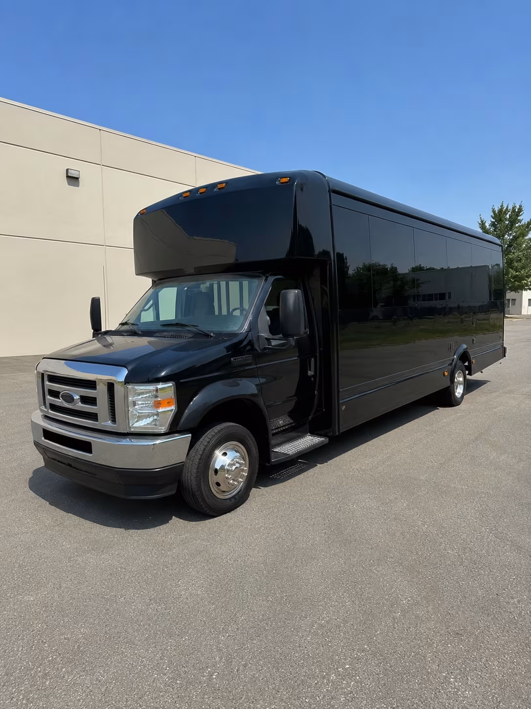 stargazers theatre and downtown colorado springs concert buses